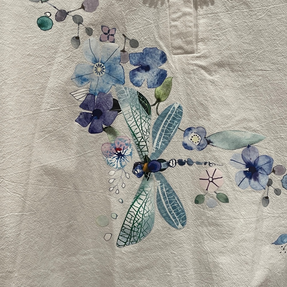 NORACORA White Top with Blue Floral Design Sz XL - Picture 7 of 7